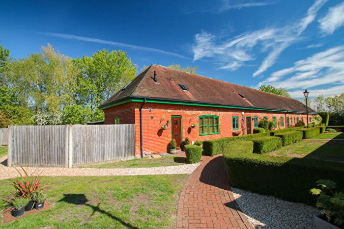 2 Bedroom End Of Terrace House For Sale In Harvest Drive, Sindlesham, Wokingham, RG41