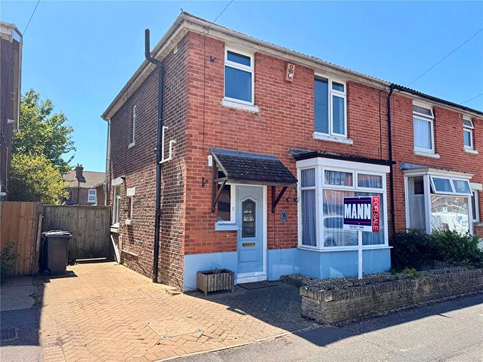 3 Bedroom Semi-Detached House For Sale In Exmouth Road, Gosport, Hampshire, PO12