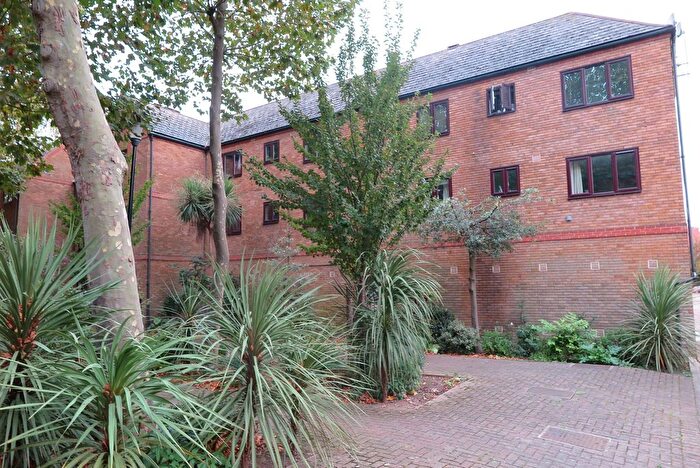 1 Bedroom Flat To Rent In Brunswick Quay, Surrey Quays, SE16