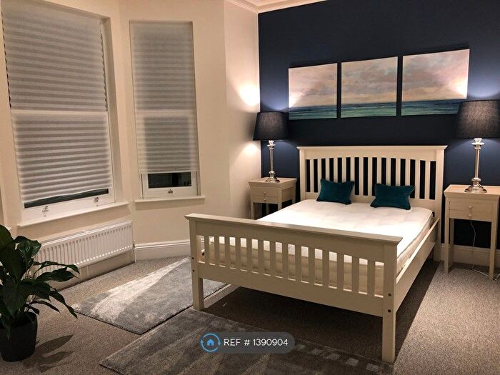 2 Bedroom Flat To Rent In St Leonards Road, Plymouth, PL4