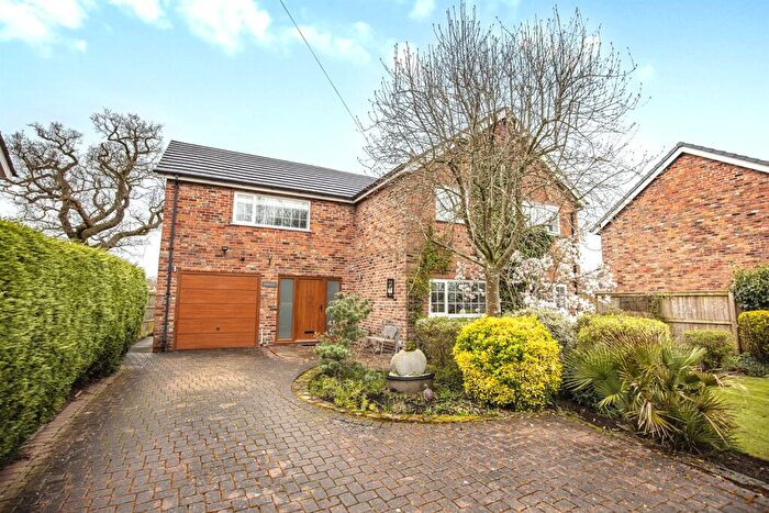 4 Bedroom Detached House For Sale In Holmes Chapel Road, Lach Dennis, Northwich, CW9