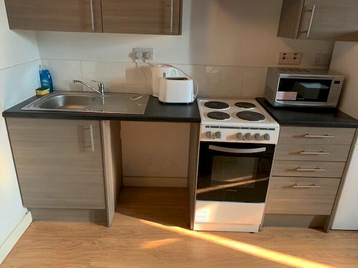 Studio To Rent In Unity House, Stuart Street, Luton, LU1