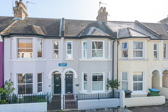 3 Bedroom Terraced House For Sale In Wood Street, Bognor Regis, PO21