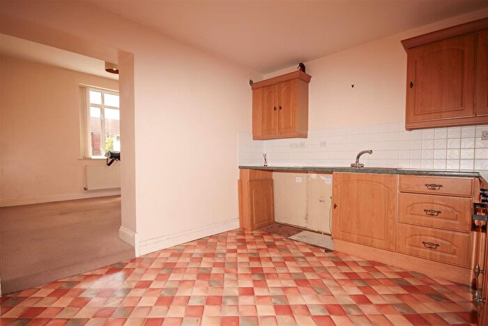 2 Bedroom Flat To Rent In Lime Grove, Rushden, NN10