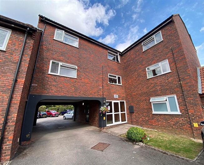 1 Bedroom Flat To Rent In Lydia Mews, Welham Green, North Mymms, AL9