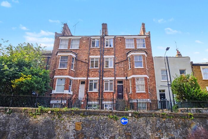 1 Bedroom Flat For Sale In Leamore Street, London, W6