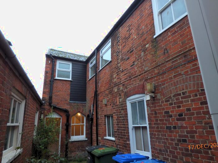3 Bedroom Maisonette To Rent In Hungate, Beccles, NR34