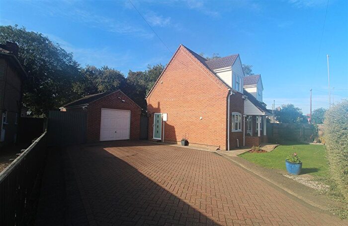 3 Bedroom Detached House For Sale In Bridge Road, Long Sutton, PE12