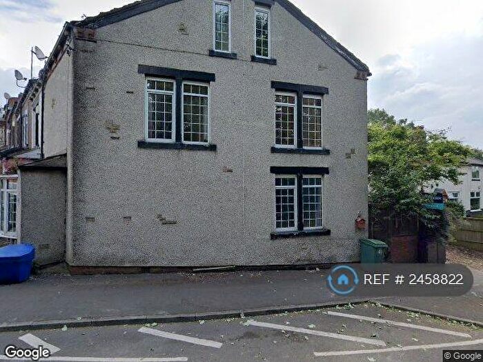 4 Bedroom End Of Terrace House To Rent In Hawksworth Grove, Leeds, LS5