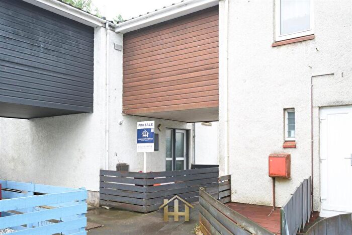 3 Bedroom Terraced House For Sale In Greenlee Drive, Dundee, DD2
