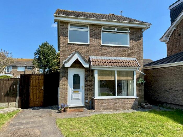 3 Bedroom Detached House To Rent In Edenfield Close, Southport, Merseyside., PR8