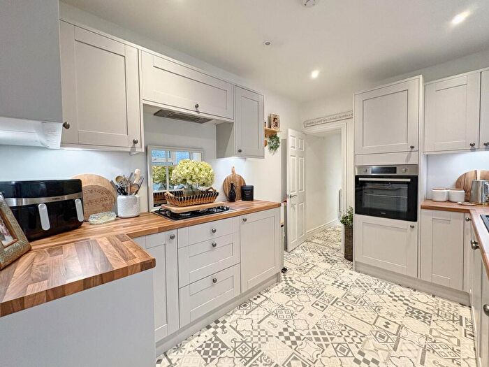 3 Bedroom Terraced House For Sale In Park Street, Tonna, SA11