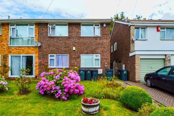 2 Bedroom Maisonette To Rent In Pine Walk, Northfield, Birmingham, West Midlands, B31