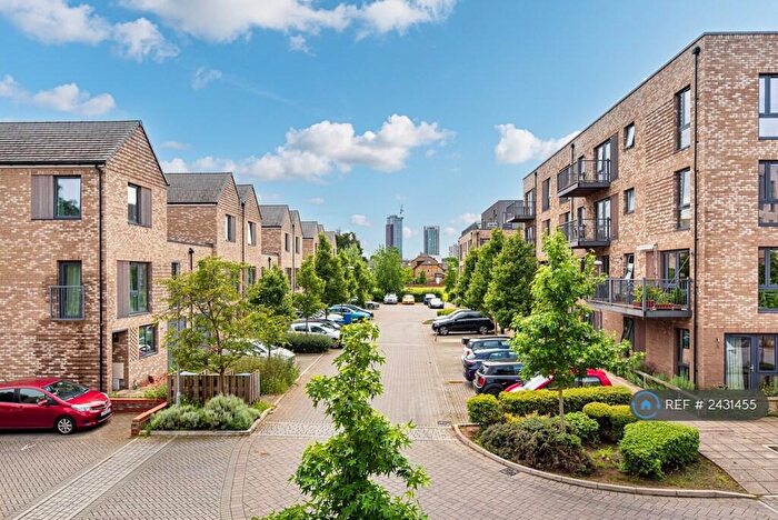 2 Bedroom Flat To Rent In Fisher Close, London, SE16