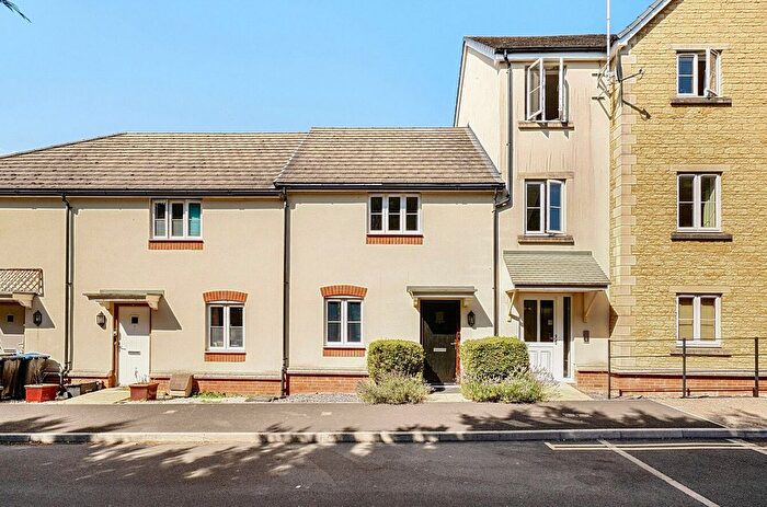 2 Bedroom Terraced House For Sale In Station Road, Calne, Wiltshire, SN11