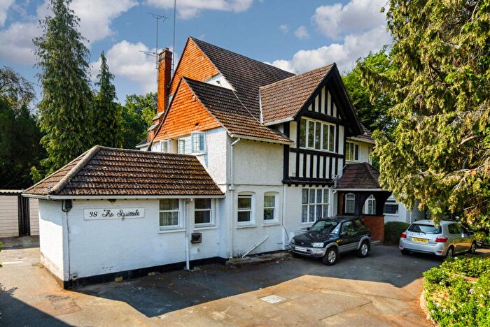 1 Bedroom Flat To Rent In Lovelace Road, Surbiton, KT6