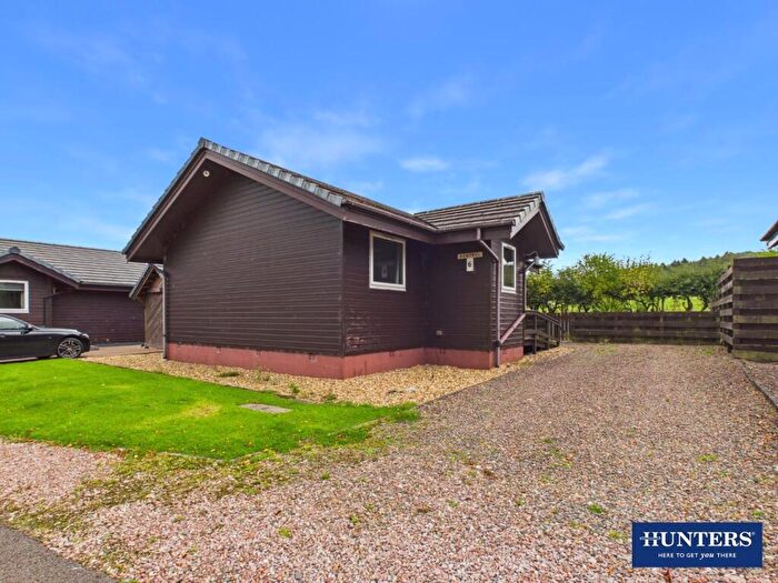 2 Bedroom Park Home For Sale In Cairnyard Holiday Park, Dumfries, DG2