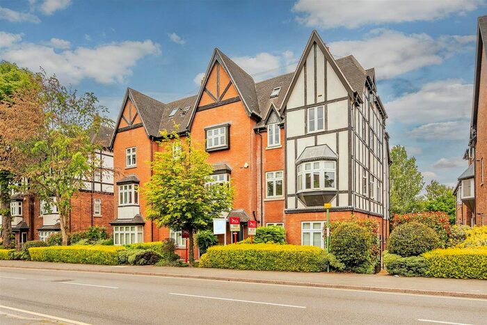 2 Bedroom Flat To Rent In Station Road, Dorridge, Solihull, B93