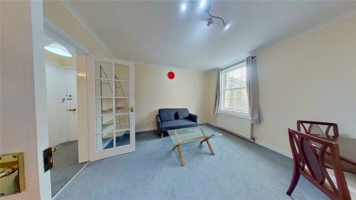 2 Bedroom Apartment To Rent In Nicolson Street, Edinburgh, EH8
