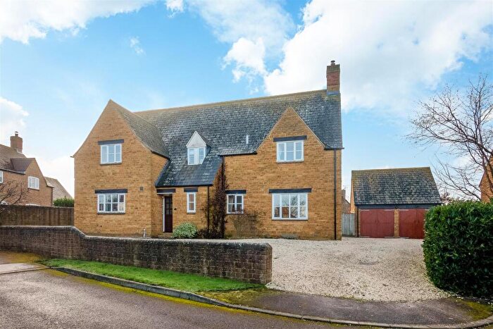5 Bedroom Detached House For Sale In Jeffs Close, Upper Tysoe, Warwick, CV35
