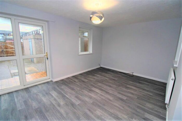 3 Bedroom Terraced House To Rent In Sheldon Close, Hull, HU7