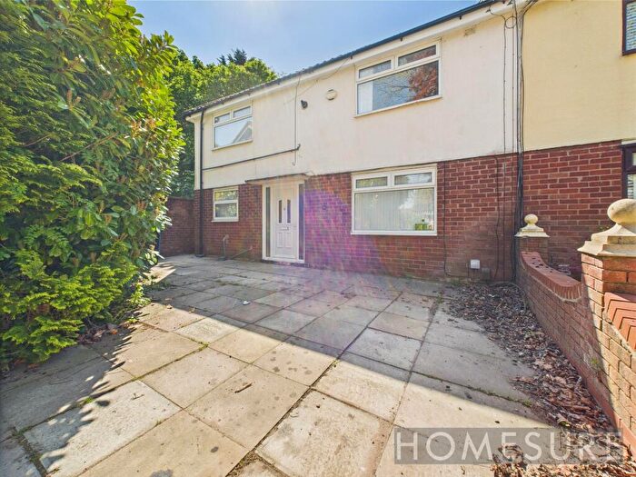 4 Bedroom Semi-Detached House For Sale In Frederick Lunt Avenue, Knowsley, L34