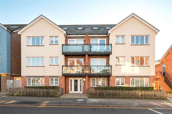 1 Bedroom Flat To Rent In Hatfield Road, St. Albans, Hertfordshire, AL1