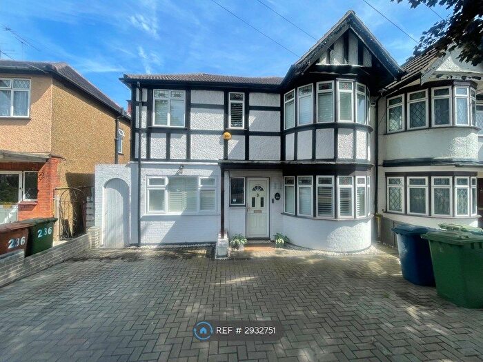 4 Bedroom End Terrace House To Rent In Torbay Road, Harrow, HA2