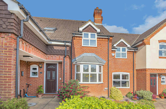 3 Bedroom Terraced House To Rent In Hale Place, Farnham, GU9