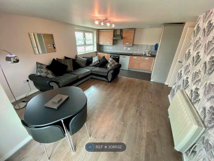 2 Bedroom Flat To Rent In Fusion Apartments, Salford, M5