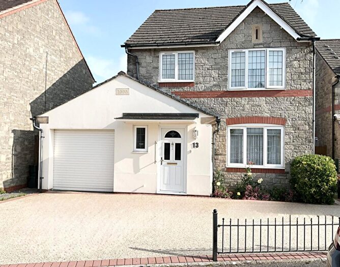 3 Bedroom Detached House For Sale In Clos Ogney, Llantwit Major, CF61