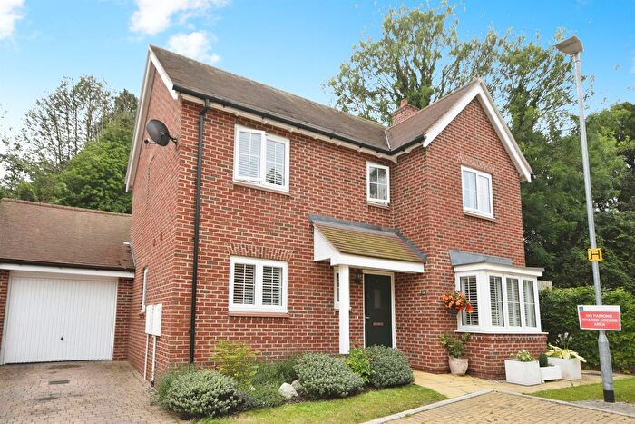 3 Bedroom Detached House For Sale In Holden Way, Earls Colne, Colchester, CO6