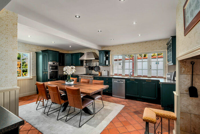 6 Bedroom Detached House For Sale In Netherton Of Craigie, Craigiebarn Road, Dundee, DD4