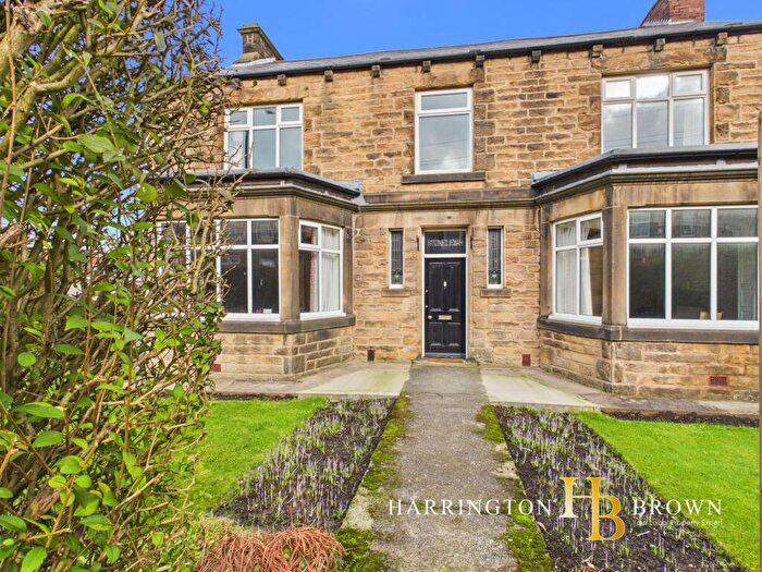 5 Bedroom Terraced House For Sale In Stoneleigh, North Road, DH9