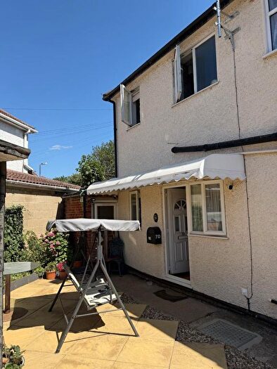1 Bedroom Property For Sale In Salt Hill Drive, Slough, Slough, SL1