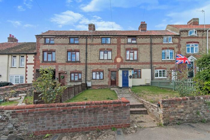 2 Bedroom Terraced House For Sale In Kitchen Hill, Bulmer, Sudbury, CO10