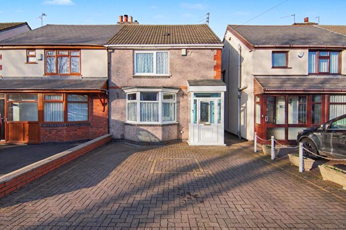 3 Bedroom Semi-Detached House For Sale In Ansley Road, Nuneaton, CV10