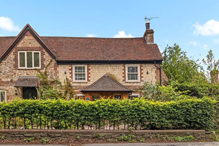 2 Bedroom End Of Terrace House For Sale In Manleys Hill, Storrington, RH20