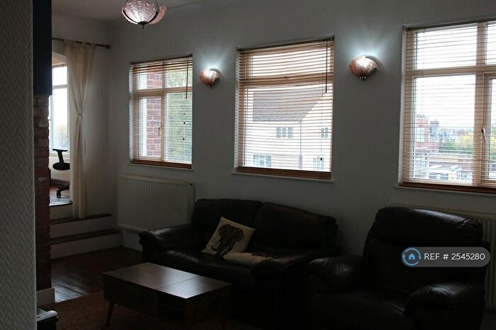 3 Bedroom Penthouse To Rent In Woodhouse Green, Rotherham, S66