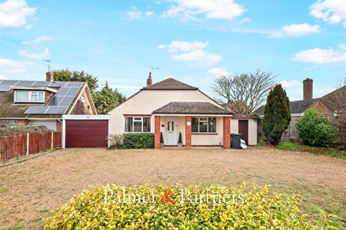 3 Bedroom Bungalow For Sale In Fingringhoe Road, Colchester, Essex, CO2