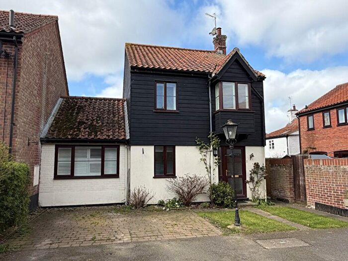 3 Bedroom Semi Detached House For Sale In Sandles Court, Castle Acre, PE32