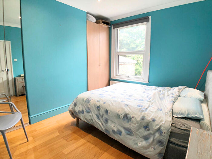1 Bedroom Flat To Rent In St. Donatts Road, London, SE14