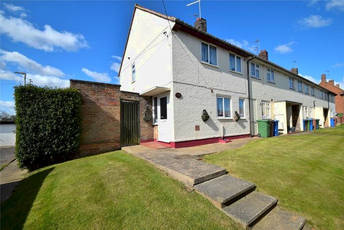 2 Bedroom End Of Terrace House To Rent In Kent Square, Bridlington, East Riding Of Yorkshire, YO16