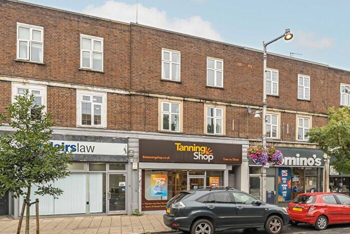 3 Bedroom Flat To Rent In Heath Road, Twickenham, TW1
