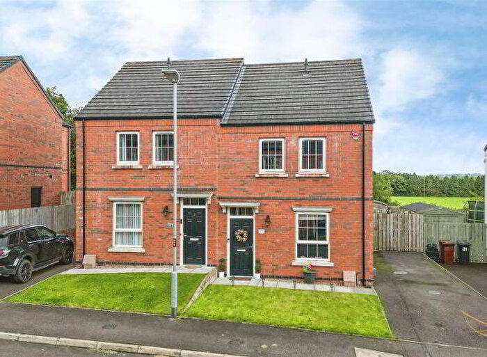 3 Bedroom Semi-Detached House For Sale In Fairview Farm Road, Ballyclare, BT39