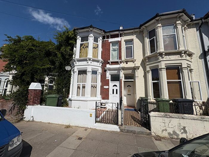 2 Bedroom Maisonette For Sale In North End Avenue, North End, Portsmouth, PO2