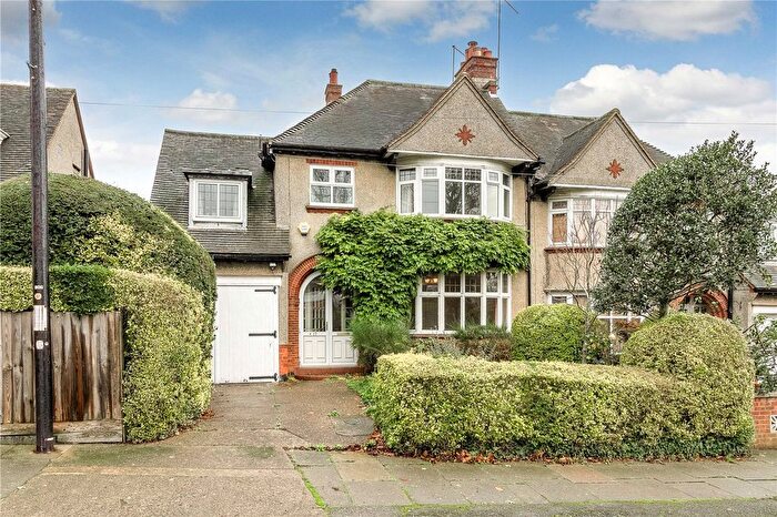 4 Bedroom Semi Detached House For Sale In Chipsey Avenue, Northampton, Northamptonshire, NN1