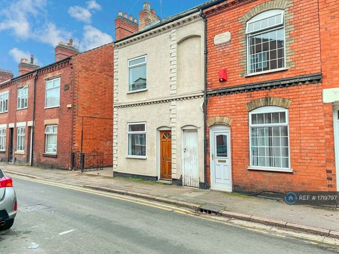 2 Bedroom Terraced House To Rent In Beaumanor Road, Leicester, LE4