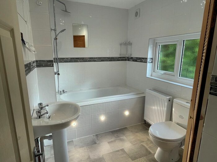 2 Bedroom End Of Terrace House To Rent In Birchgrove Road, Birchgrove, Swansea, SA7