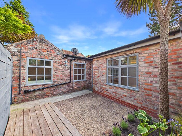 1 Bedroom Mews For Sale In Keldgate, Beverley, HU17